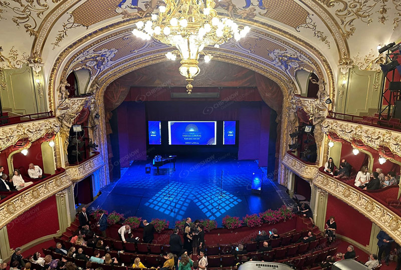 Écran de scène C-Beetle P2.97 pour théâtre en Roumanie