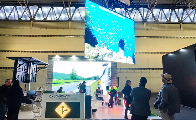 CHIPSHOW Une «signalisation d'avertissement de trafic» unique et innovante attire déjà l'attention à l'ISE 2023